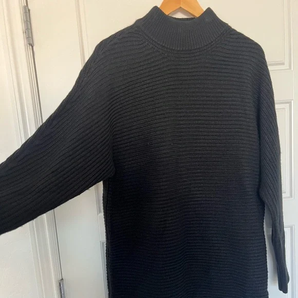 Gianni Bini BlackTurtleneck Long Sleeve Sweater Dress Size Medium - Picture 5 of 6